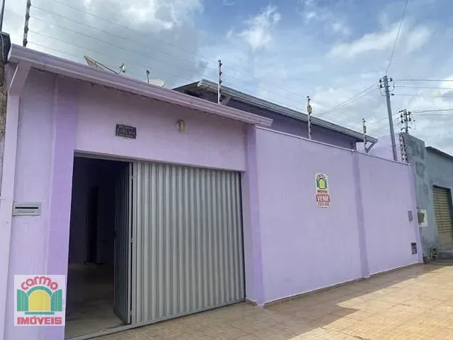 Sobrado com 165m² 3 quartos e 3 banheiros, à venda, no bairro Vila Jaiara em Anápolis