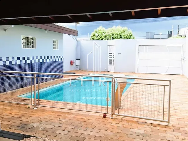 Sobrado com 250m² 3 quartos e 3 banheiros, à venda, no bairro Jardim Dona Regina em Santa Bárbara D'Oeste