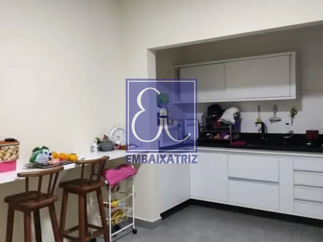 Sobrado com 125m² 3 quartos e 2 banheiros, à venda, no bairro Parque Interlagos em São José dos Campos