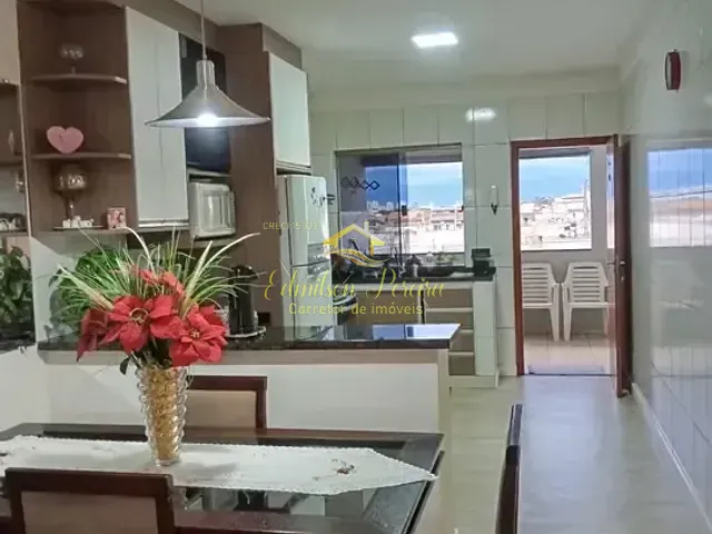 Sobrado com 250m² 3 quartos e 4 banheiros, à venda, no bairro Jardim do Leste em Londrina