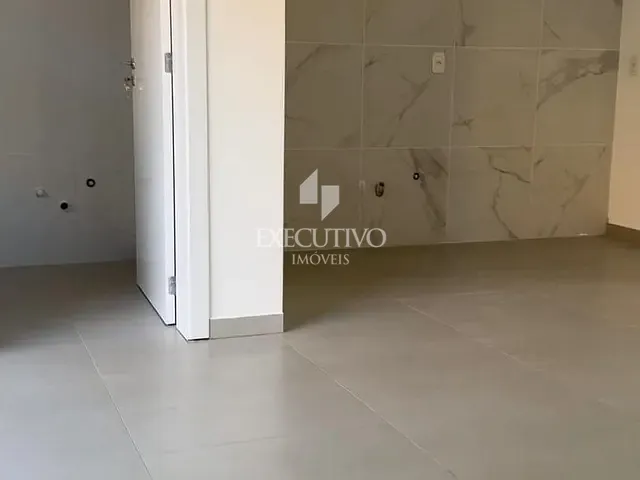 Sobrado com 168m² 3 quartos e 2 banheiros, à venda ou para alugar, no bairro Montanha em Lajeado