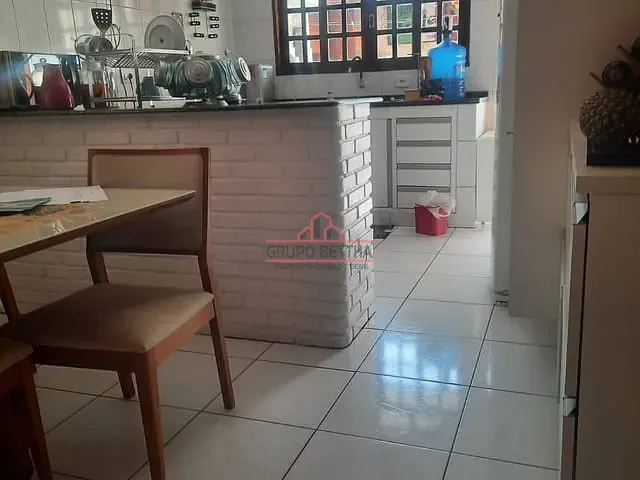 Sobrado com 125m² 3 quartos e 1 banheiro, à venda, no bairro Jardim Maria Tereza em Barueri