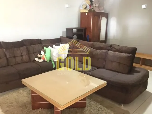 Sobrado 4 quartos e 4 banheiros, à venda, no bairro Jardim Novo Sabará em Londrina