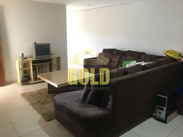 Sobrado 4 quartos e 4 banheiros, à venda, no bairro Jardim Novo Sabará em Londrina