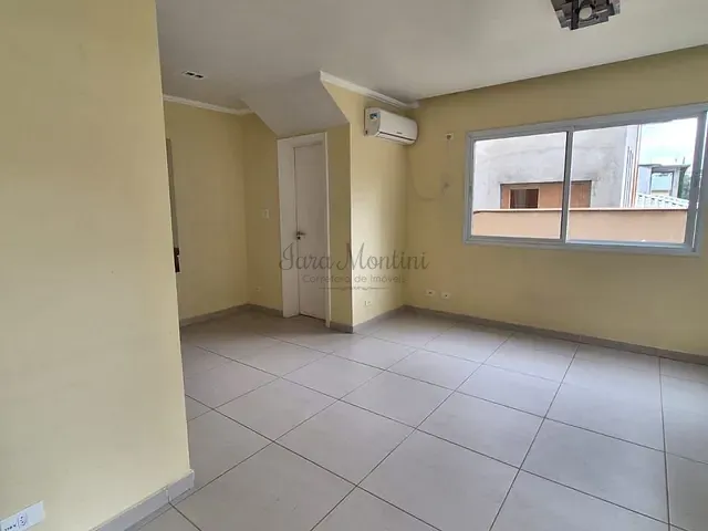 Sobrado com 360m² 3 quartos e 3 banheiros, à venda, no bairro Jardim Caiapiá em Cotia