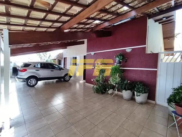 Sobrado com 250m² 5 quartos e 4 banheiros, à venda, no bairro Jardim Independência em Taubaté