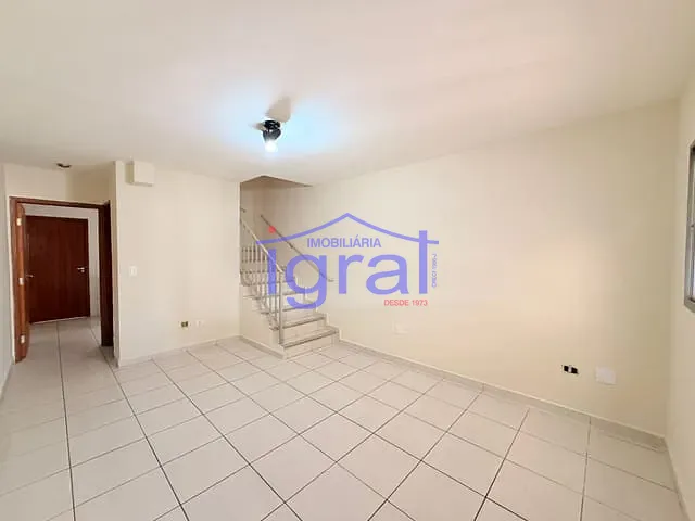 Sobrado 2 quartos e 2 banheiros, para alugar, no bairro Vila Guarani (Z Sul) em São Paulo