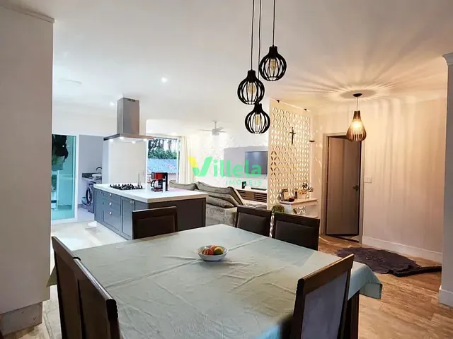 Sobrado 3 quartos e 3 banheiros, à venda, no bairro Parque Residencial Itapeti em Mogi das Cruzes