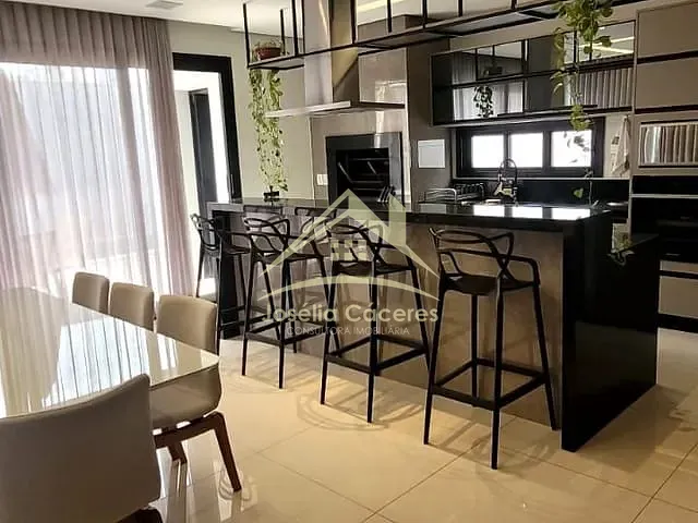 Sobrado com 250m² 3 quartos e 4 banheiros, à venda, no bairro Avenida das Torres, Quadra 02 Casa 23 em Cuiabá