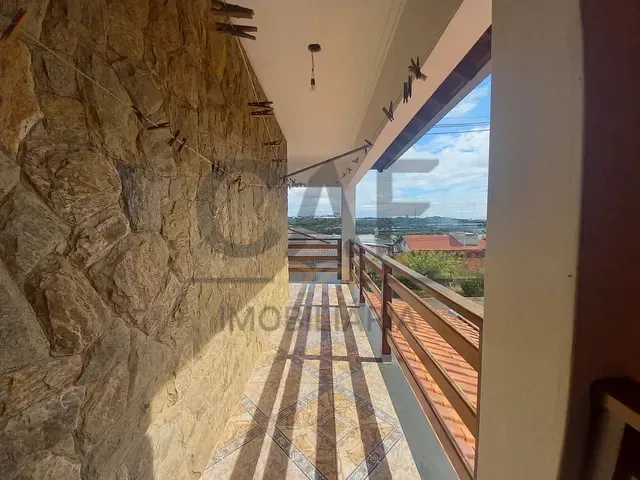 Sobrado com 300m² 3 quartos e 3 banheiros, à venda, no bairro Jardim Cruzeiro do Sul em Jaguariúna