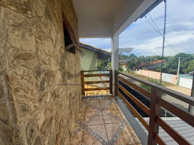 Sobrado com 300m² 3 quartos e 3 banheiros, à venda, no bairro Jardim Cruzeiro do Sul em Jaguariúna
