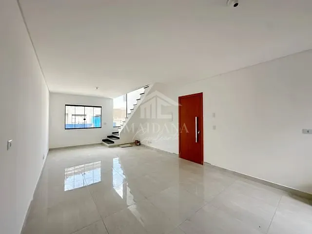 Sobrado com 142m² 3 quartos e 1 banheiro, à venda, no bairro Costeira em São José dos Pinhais