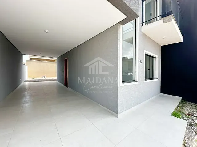 Sobrado com 142m² 3 quartos e 1 banheiro, à venda, no bairro Costeira em São José dos Pinhais
