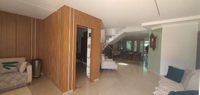 Sobrado com 434m² 4 quartos e 5 banheiros, à venda, no bairro Cidade Vera Cruz em Aparecida de Goiânia