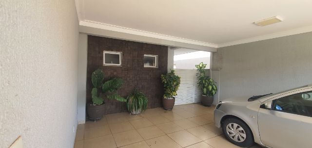 Sobrado com 434m² 4 quartos e 5 banheiros, à venda, no bairro Cidade Vera Cruz em Aparecida de Goiânia