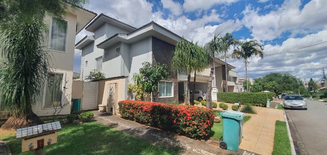 Sobrado com 434m² 4 quartos e 5 banheiros, à venda, no bairro Cidade Vera Cruz em Aparecida de Goiânia