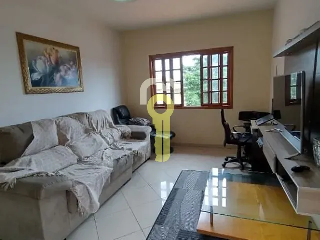 Sobrado com 130m² 3 quartos e 3 banheiros, à venda, no bairro Jardim Rio das Pedras em Cotia
