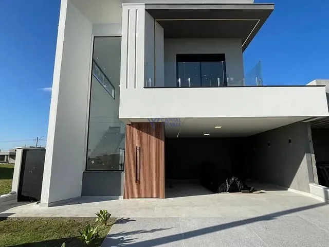 Sobrado com 250m² 3 quartos e 4 banheiros, à venda, no bairro Jardim das Flores em São José dos Campos