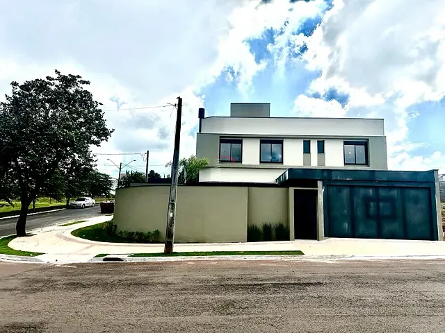 Sobrado com 181m² 3 quartos e 4 banheiros, à venda, no bairro Jardim Burle Marx em Londrina
