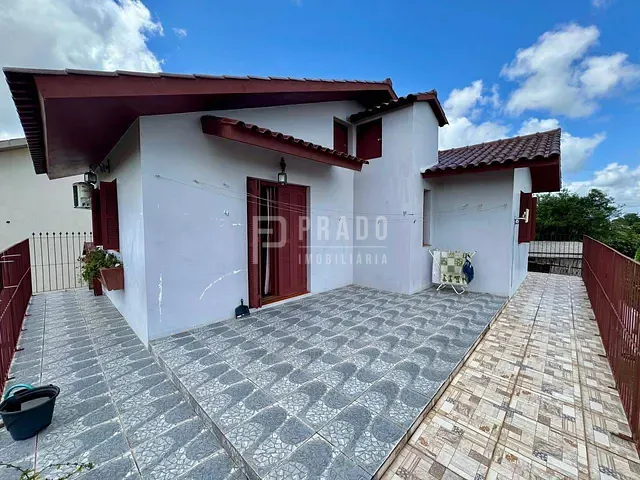 Sobrado com 345m² 2 quartos e 2 banheiros, à venda, no bairro Farroupilha em Piratini