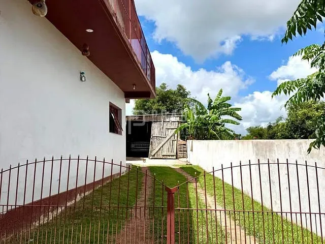 Sobrado com 345m² 2 quartos e 2 banheiros, à venda, no bairro Farroupilha em Piratini