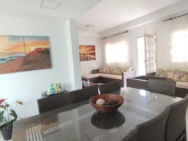 Sobrado com 75m² 2 quartos e 3 banheiros, à venda, no bairro Boracéia em São Sebastião