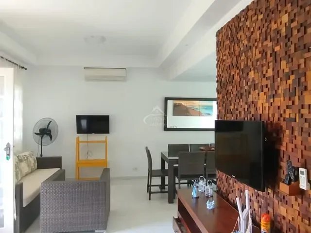 Sobrado com 75m² 2 quartos e 3 banheiros, à venda, no bairro Boracéia em São Sebastião