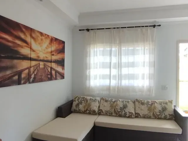 Sobrado com 75m² 2 quartos e 3 banheiros, à venda, no bairro Boracéia em São Sebastião