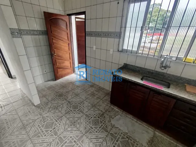 Sobrado 1 quarto e 2 banheiros, para alugar, no bairro Flamengo em Maricá