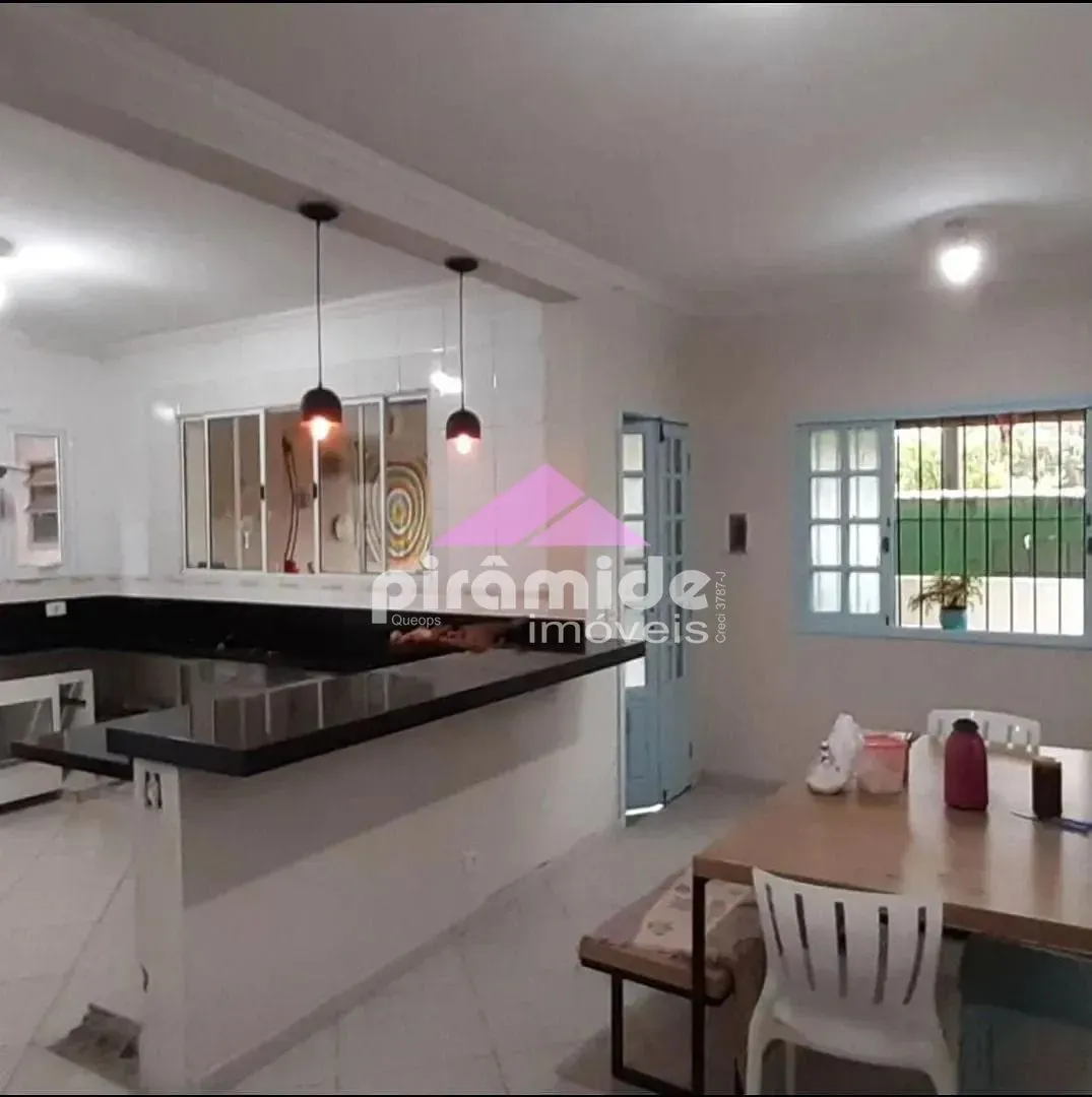 Sobrado, 3 quartos, 250 m² - Foto 1