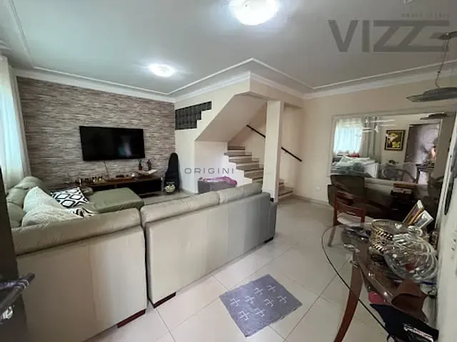 Sobrado com 271m² 3 quartos e 4 banheiros, à venda, no bairro Cidade Jardim em Campo Grande