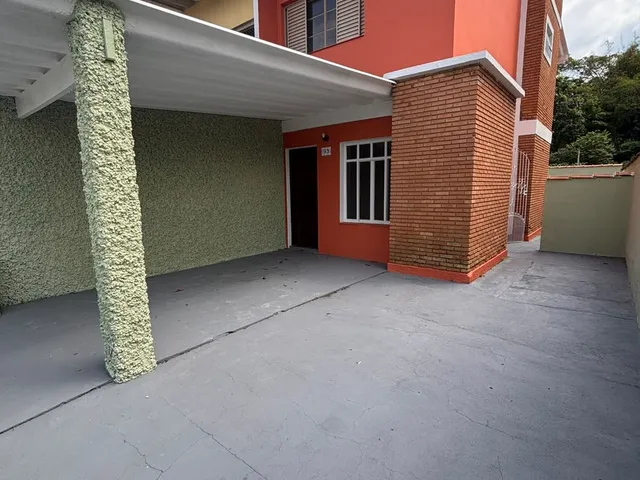 Sobrado com 135m² 2 quartos e 1 banheiro, para alugar, no bairro Vila Thais em Atibaia