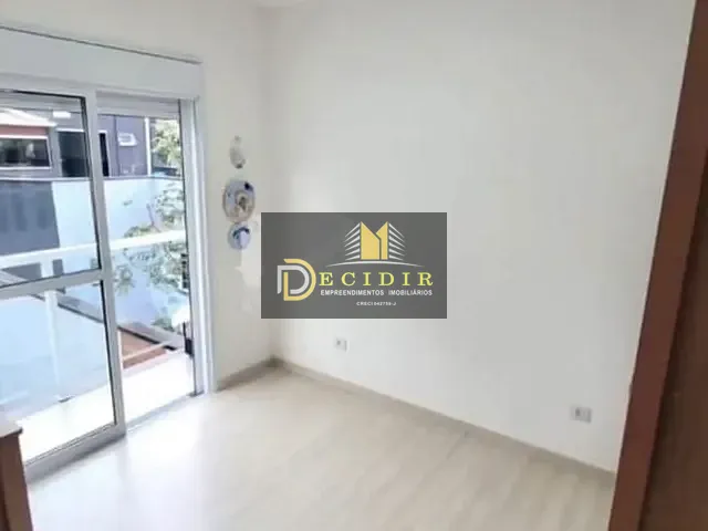 Sobrado com 159m² 3 quartos e 3 banheiros, à venda, no bairro Villa Di Cesar em Mogi das Cruzes