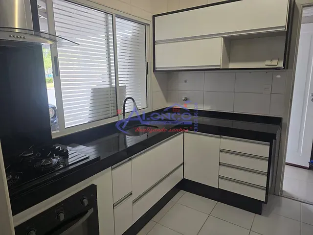 Sobrado 3 quartos e 3 banheiros, à venda, no bairro Condomínio Residence Club em Jacareí