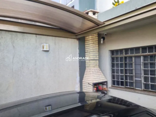 Sobrado com 120m² 3 quartos e 3 banheiros, à venda, no bairro Vila São José em Apucarana
