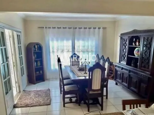 Sobrado com 541m² 3 quartos e 2 banheiros, à venda, no bairro São João em Itajaí