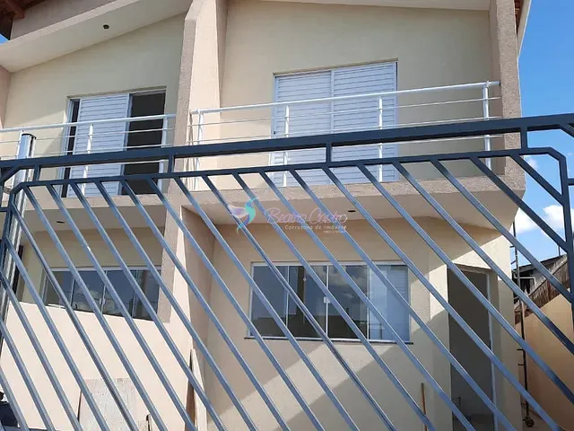Sobrado com 150m² 3 quartos e 2 banheiros, à venda, no bairro Jardim Brogotá em Atibaia