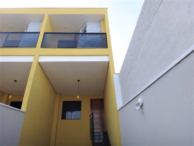 Sobrado com 100m² 3 quartos e 3 banheiros, à venda, no bairro Jardim Eliane em São Paulo