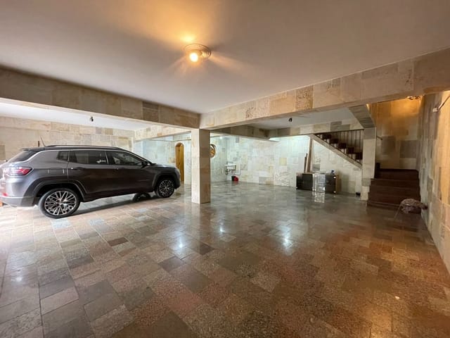 Sobrado com 353m² 6 quartos e 7 banheiros, à venda, no bairro Vila Carrão em São Paulo