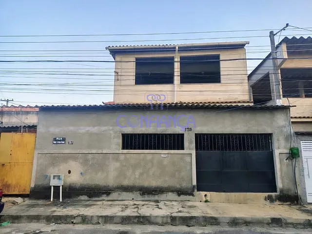 Sobrado 3 quartos e 2 banheiros, à venda, no bairro Campo Grande em Rio de Janeiro