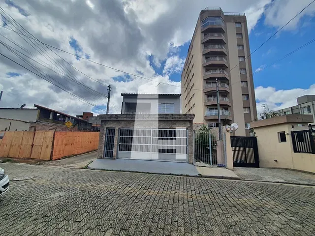 Sobrado 3 quartos e 3 banheiros, à venda, no bairro Vila Augusta em Guarulhos