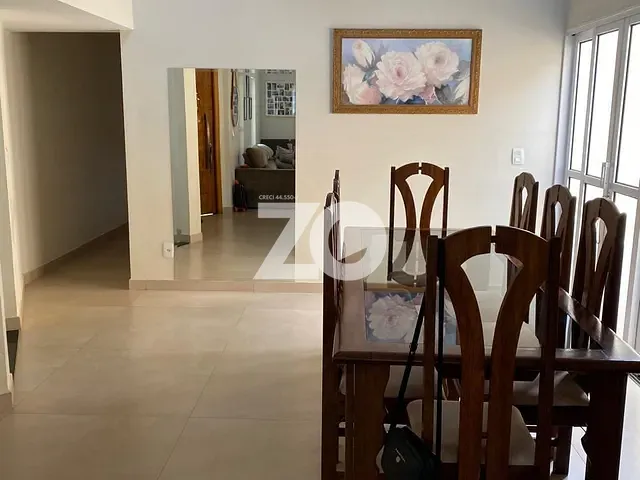 Sobrado com 484m² 3 quartos e 4 banheiros, à venda, no bairro Parque São João em Bauru