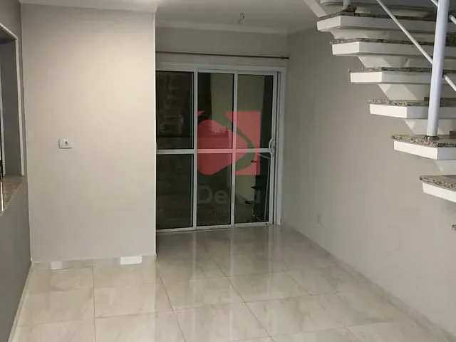 Sobrado 2 quartos e 3 banheiros, à venda, no bairro Jardim Eldorado em Pirassununga