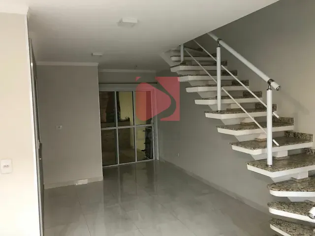Sobrado 2 quartos e 3 banheiros, à venda, no bairro Jardim Eldorado em Pirassununga