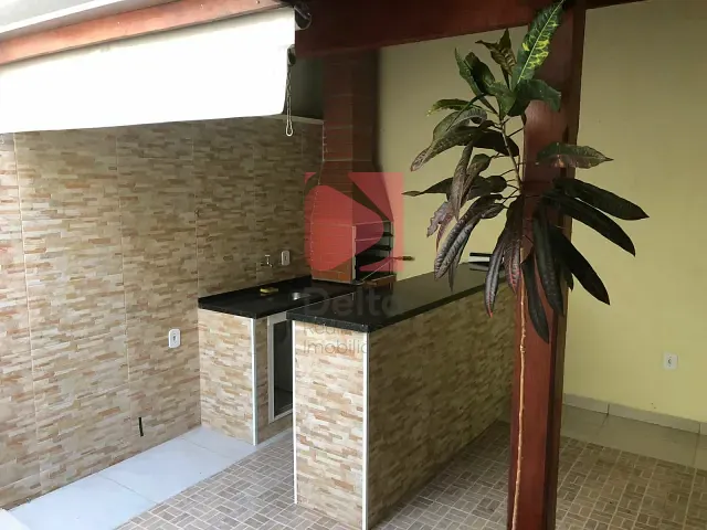 Sobrado 2 quartos e 3 banheiros, à venda, no bairro Jardim Eldorado em Pirassununga