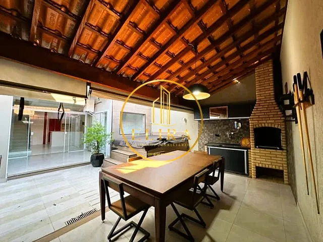 Sobrado com 150m² 3 quartos e 3 banheiros, à venda, no bairro Parque Novo Mundo em Americana