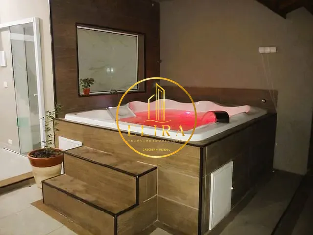 Sobrado com 150m² 3 quartos e 3 banheiros, à venda, no bairro Parque Novo Mundo em Americana