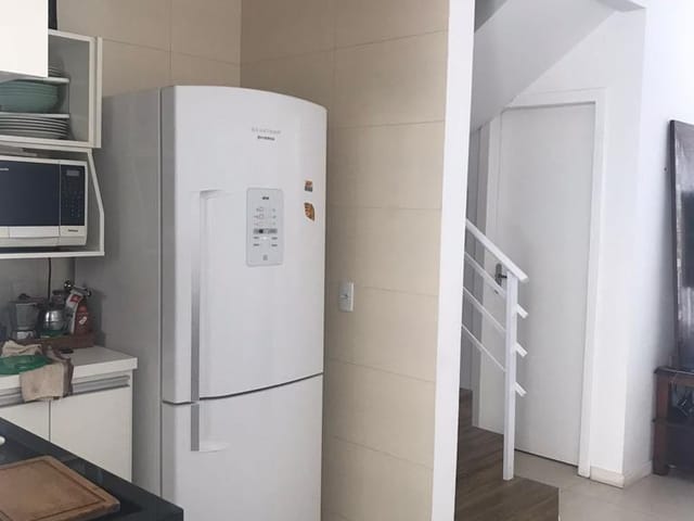 Sobrado 2 quartos e 3 banheiros, à venda, no bairro Centro em Itajaí