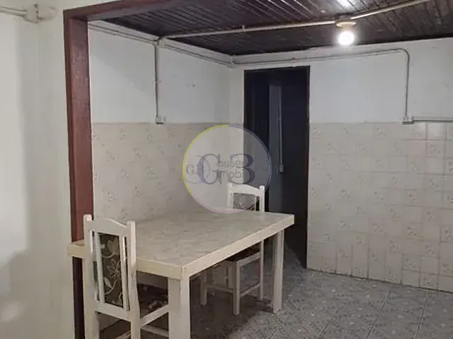 Sobrado 2 quartos e 1 banheiro, para alugar, no bairro Fragata em Pelotas