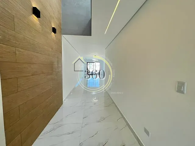 Sobrado com 236m² 3 quartos e 5 banheiros, à venda, no bairro Vila Laís em São Paulo